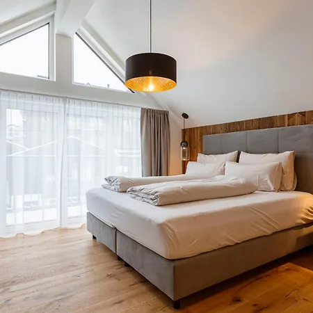 By Alps Apartment