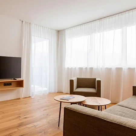 By Alps Apartment