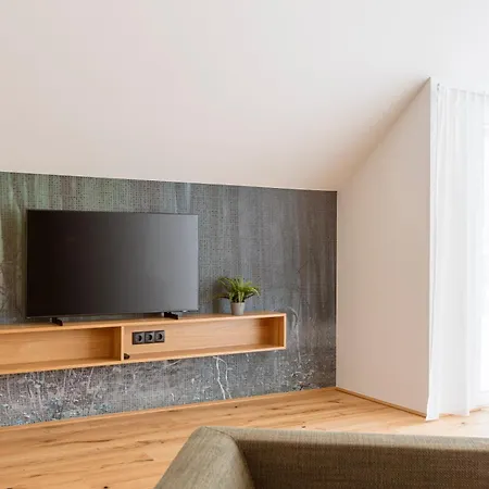 Apartment By Alps *