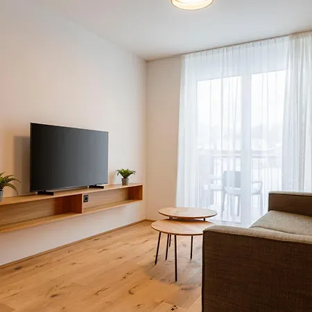 By Alps Apartment